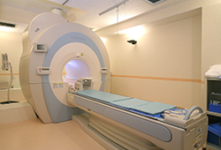 MRI（東芝製：Vantage Titan 1.5テスラ）